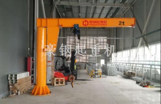 旋臂起重機(jī)