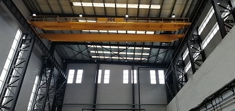法孚低溫設(shè)備公司向豪鋼定制的20噸歐式雙梁起重機(jī)
