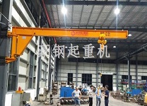 一種壁式懸臂起重機(jī)支撐機(jī)構(gòu)實(shí)現(xiàn)方案